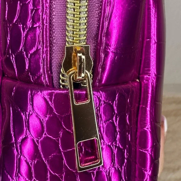 🌷SOLD🌷ED HARDY CROCODILE EMBOSSED PINK BAG - Picture 10 of 14